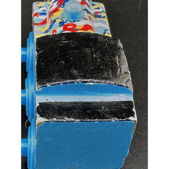 Happy Birthday Thomas Wooden Railway Vtg 2003 Train Engine Learning Curve Ltd - Picture 8 of 13